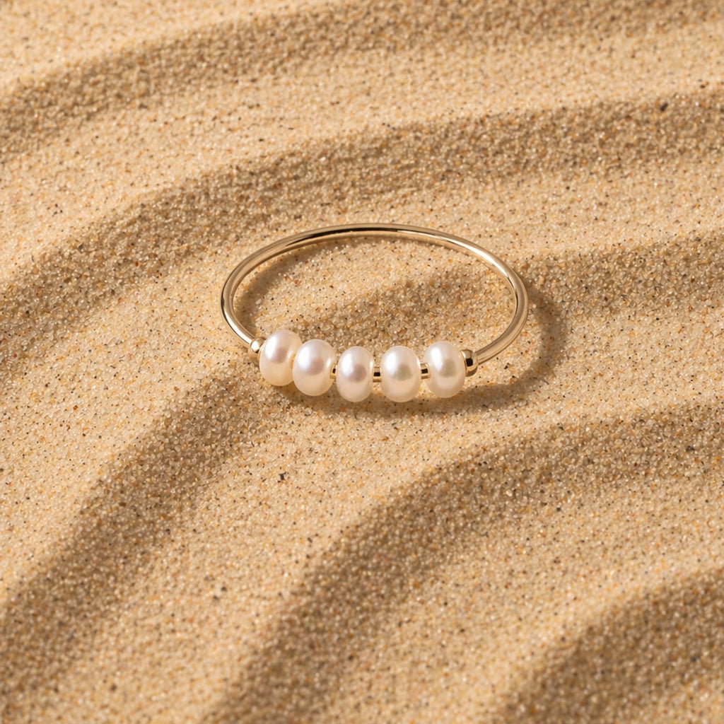 Mini Pearls Ring