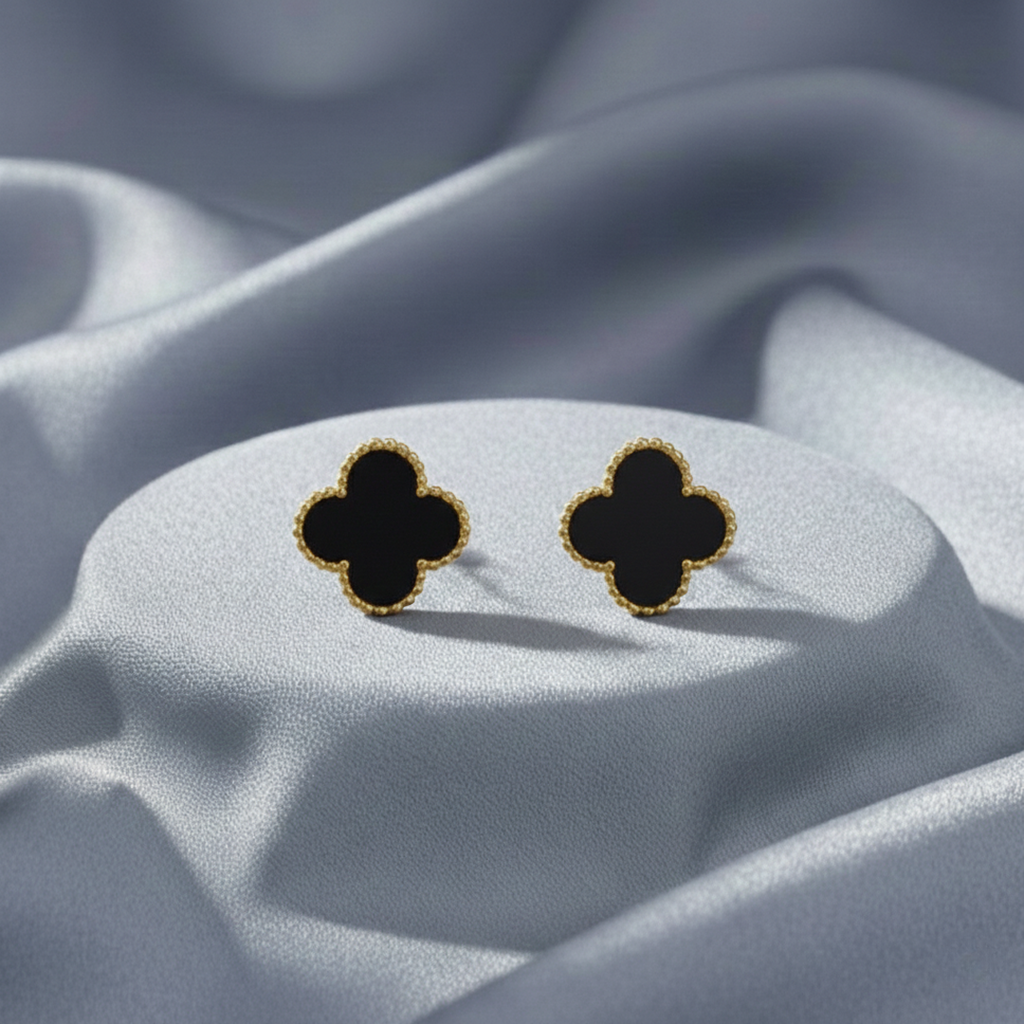 Clover Black Earrings