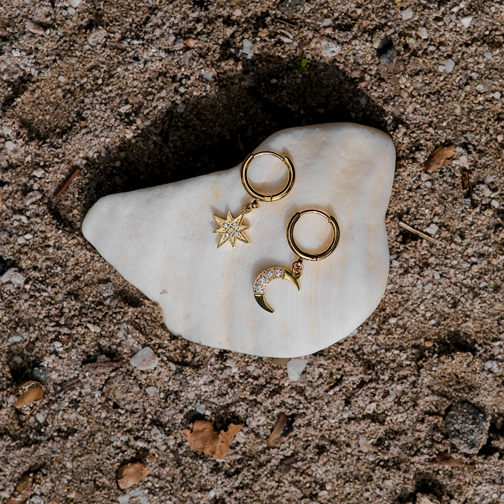 Cosmia Gold Earrings
