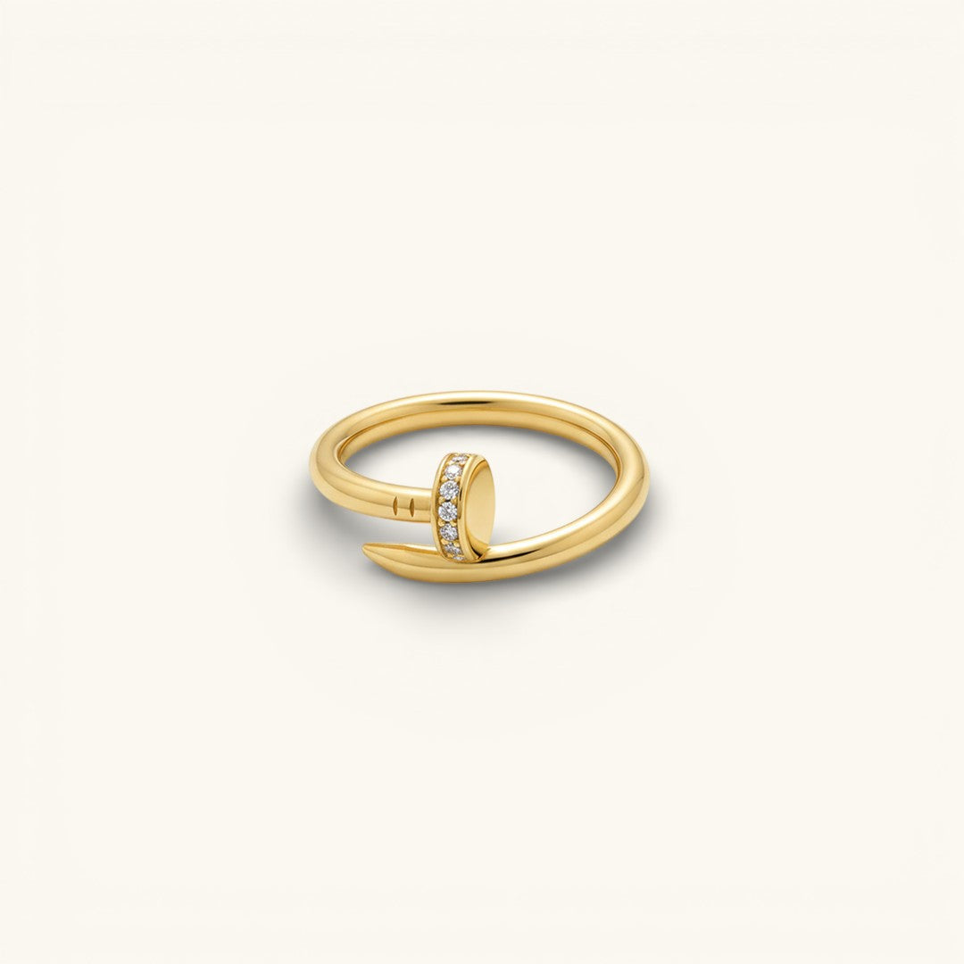 Elegance Deluxe Ring